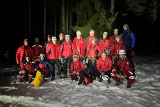 GSS HBŽ i HGSS Posušje proveli noćnu vježbu spašavanja sa žičare 5 IMG 20251209 WA0020