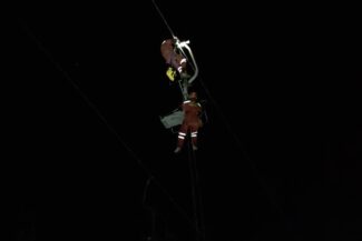 GSS HBŽ i HGSS Posušje proveli noćnu vježbu spašavanja sa žičare 4 IMG 20251209 WA0052